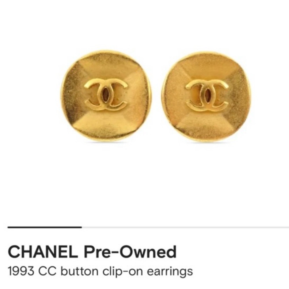 CHANEL Vintage Gold Button Earrings 1993